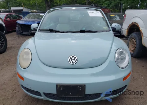 2010 Volkswagen New Beetle z USA, uszkodzony, nr VIN 3VWRG3AL7AM010307